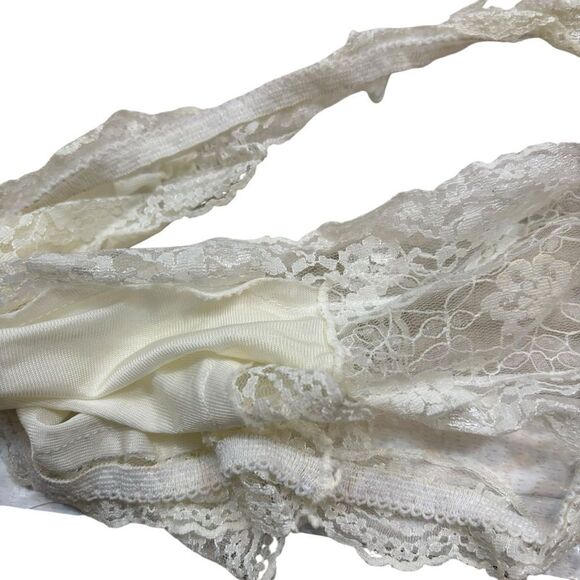 Lot of two Pairs of Ladies Vintage Intimate Moments Brand Lace Panties Size 7 - Picture 7 of 13